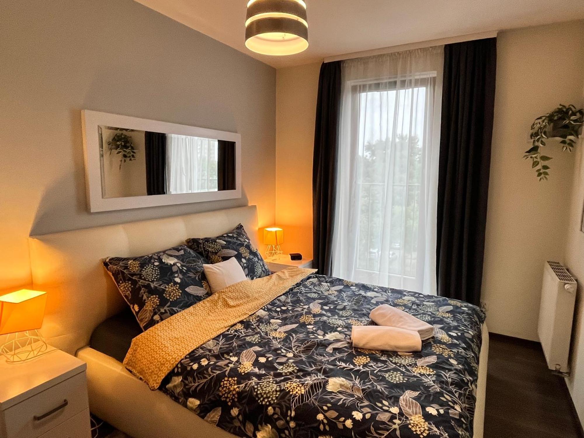 Cracow Stay Premium Apartments Free Parking - 3 X Room - 3 X Aircondition Cracóvia Exterior foto